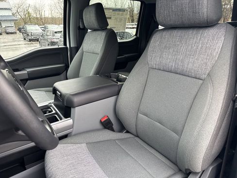 New 2025 Ford F250 XLT w/ Black Appearance Package image 30