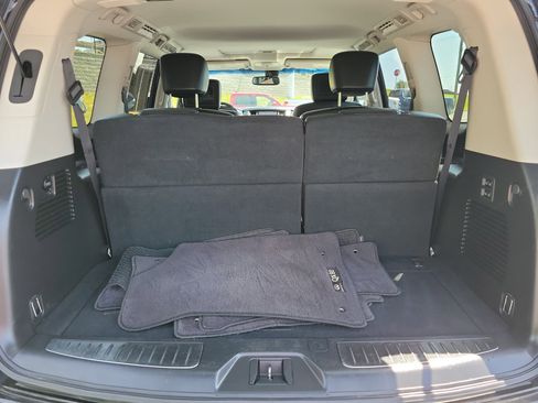 Used 2016 INFINITI QX80 Luxe w/ 22" Wheel Package image 26