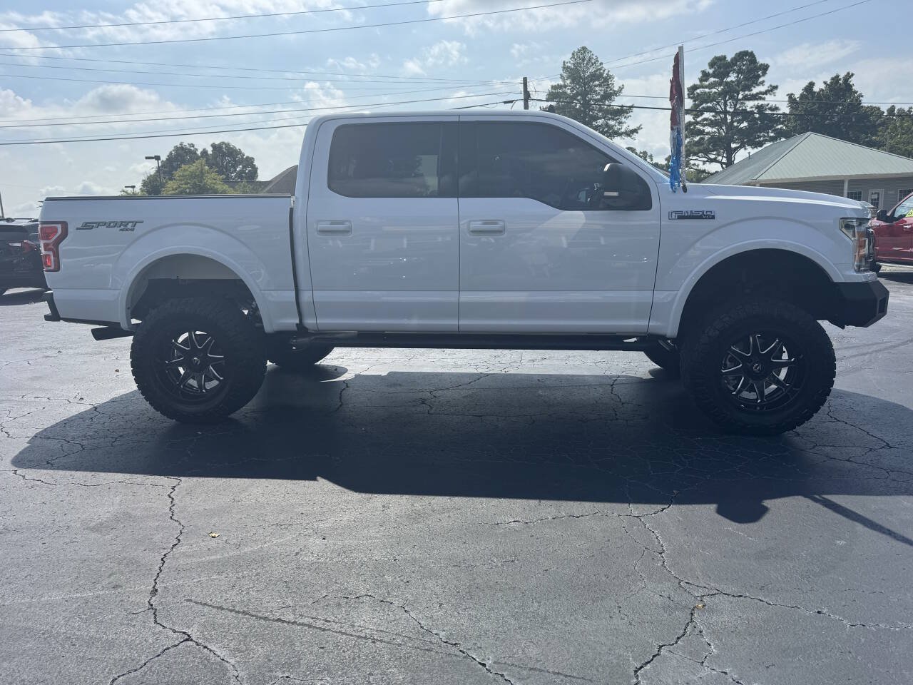 Used 2020 Ford F150 XLT w/ Equipment Group 302A Luxury AWD/4WD image 7