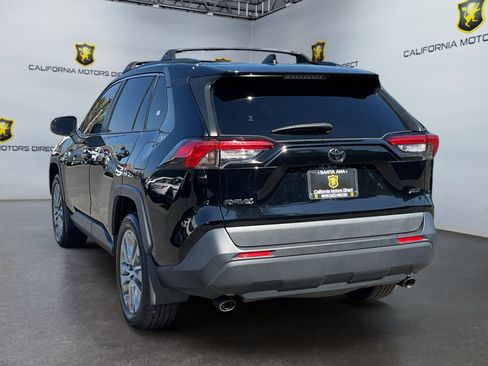 Used 2023 Toyota RAV4 XLE Premium FWD image 7