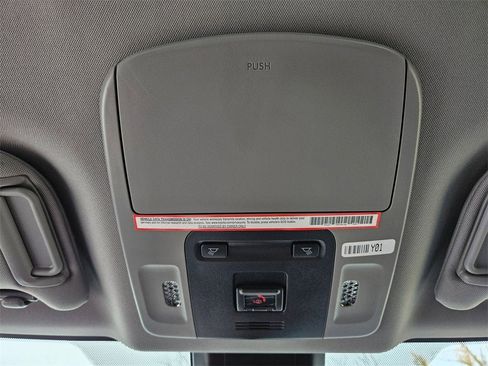 Used 2023 Toyota Camry LE image 18