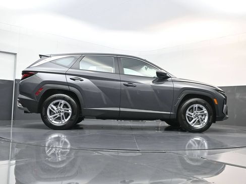 Used 2026 Hyundai Tucson SE FWD image 22