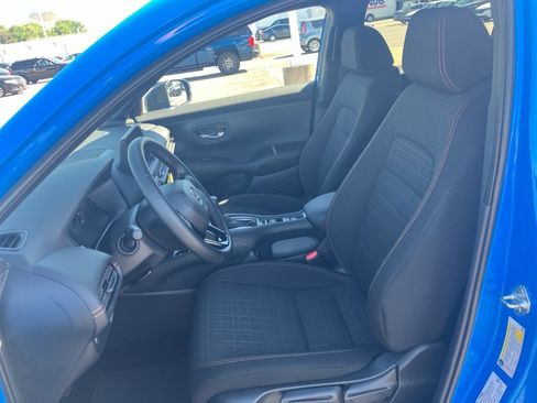 Certified 2026 Honda HR-V Sport image 30