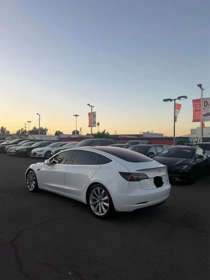 Used 2018 Tesla Model 3 Long Range AWD/4WD image 5