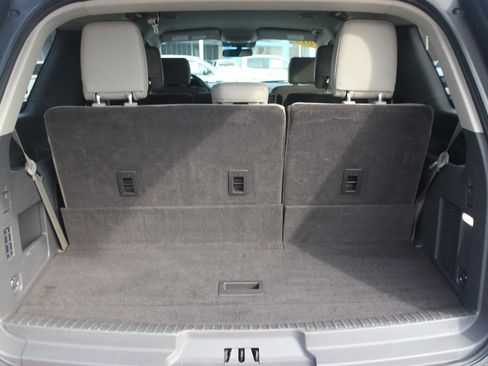 Used 2019 Ford Expedition XLT w/ Equipment Group 202A image 10