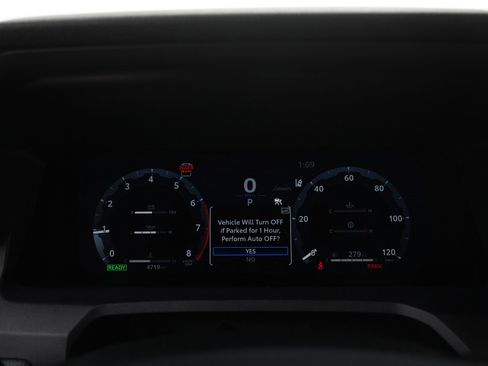 Used 2025 Toyota 4Runner TRD Off-Road Premium AWD/4WD image 27