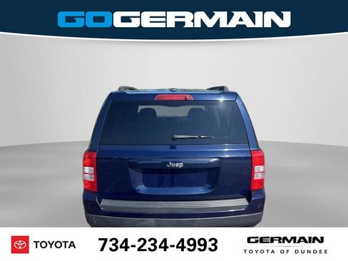 Used 2017 Jeep Patriot Sport w/ Power Value Group FWD image 18