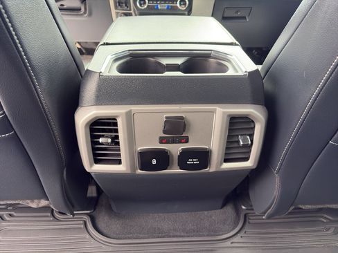 Used 2022 Ford F350 Lariat w/ Lariat Ultimate Package AWD/4WD image 24