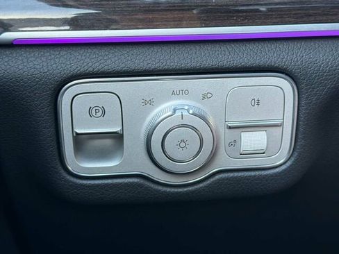 Certified 2024 Mercedes-Benz GLE 350 4MATIC w/ 3rd Row Seat Package image 35