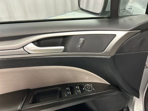 Used 2020 Ford Fusion S image 13