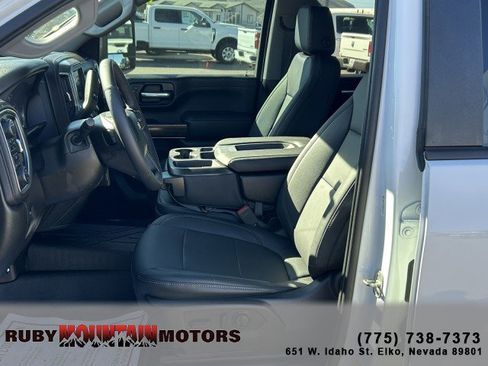 Used 2022 Chevrolet Silverado 2500 LT w/ Fleet Comfort Package image 11