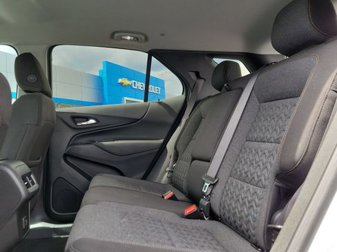 Used 2022 Chevrolet Equinox LT image 23