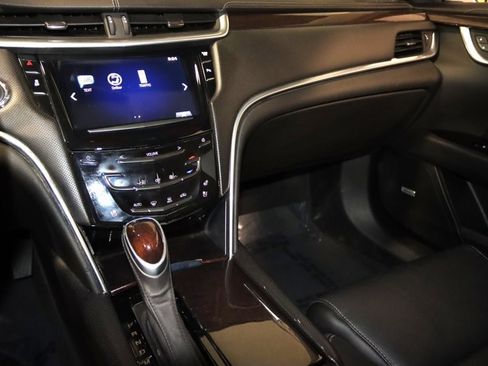 Used 2016 Cadillac XTS Luxury image 43