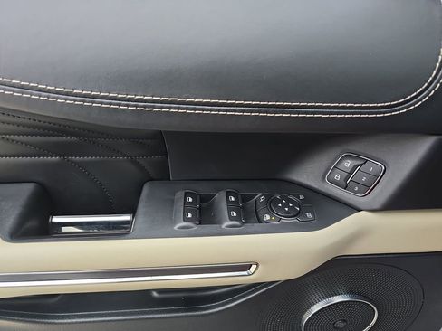 Used 2020 Ford Expedition Max Platinum image 34