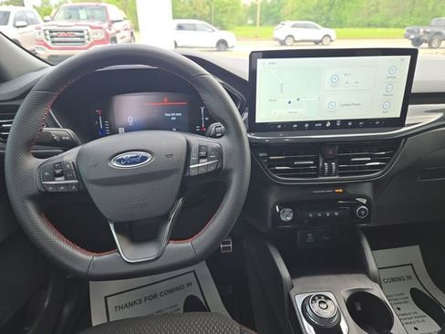 Used 2023 Ford Escape ST-Line w/ Tech Pack #1 FWD image 13