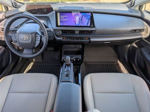 Used 2025 Toyota Prius Limited w/ Limited Premium Package image 4