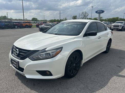 Used 2018 Nissan Altima 2.5 SR w/ SR Midnight Edition image 1