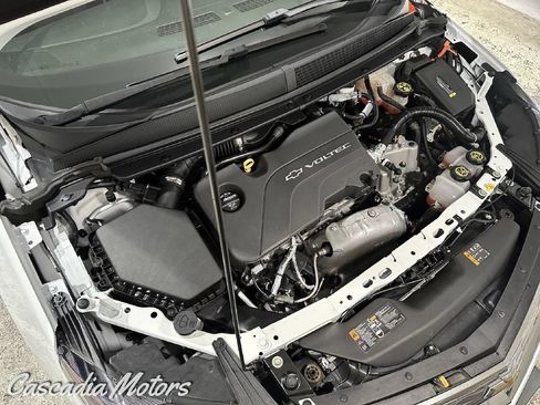 Used 2018 Chevrolet Volt LT FWD image 33