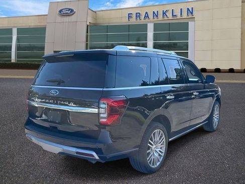 Used 2023 Ford Expedition Platinum AWD/4WD image 7