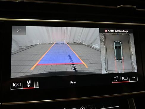 Used 2022 Audi Q8 Premium Plus w/ Premium Plus Package image 7