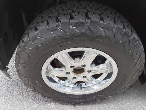 Used 2012 Chevrolet Silverado 1500 LT w/ All-Star Edition AWD/4WD image 10