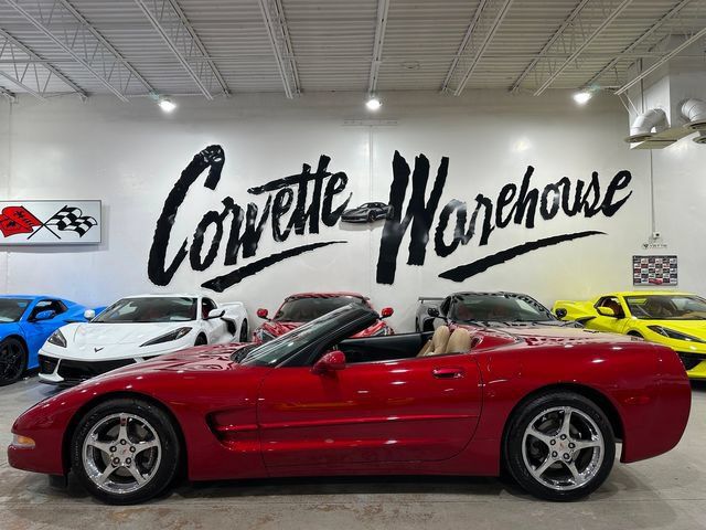 Used 2004 Chevrolet Corvette Convertible w/ Preferred Equipment Group RWD image 2