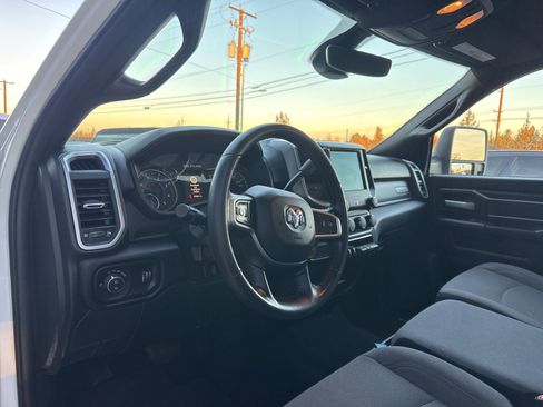 Used 2024 RAM 2500 Big Horn image 8
