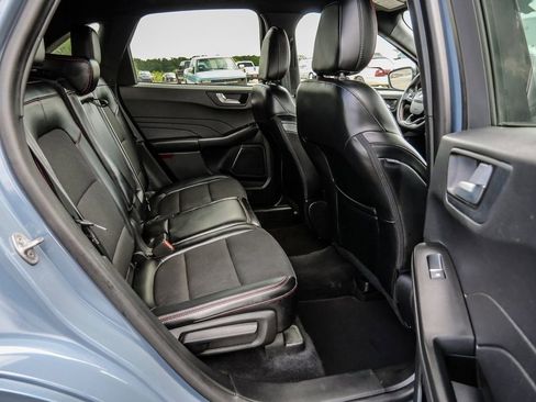 Used 2023 Ford Escape ST-Line w/ Tech Pack #1 FWD image 18
