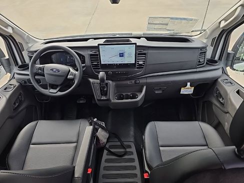 New 2026 Ford Transit 250 148 Medium Roof w/ Load Area Protection Package RWD image 17