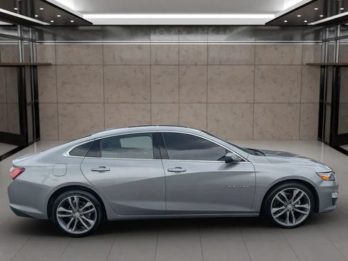 Used 2023 Chevrolet Malibu LT w/ Driver Confidence Package FWD image 6