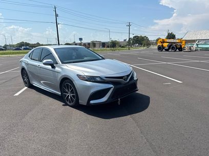 Used 2021 Toyota Camry SE w/ Convenience Package
