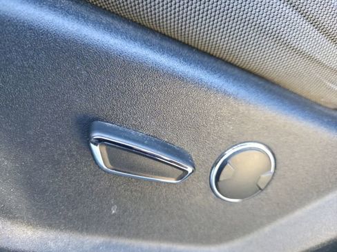 Used 2017 Ford F250 XLT w/ XLT Premium Package image 16