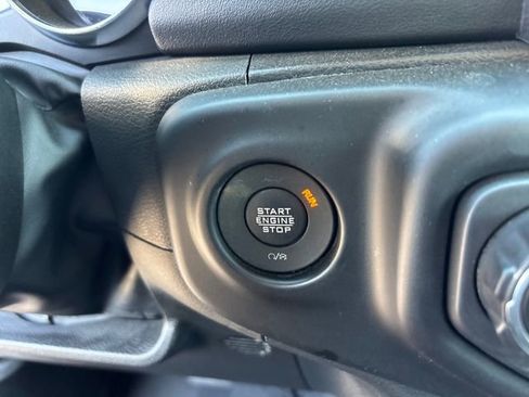 Used 2023 Jeep Wrangler Unlimited Sahara w/ Cold Weather Group image 15