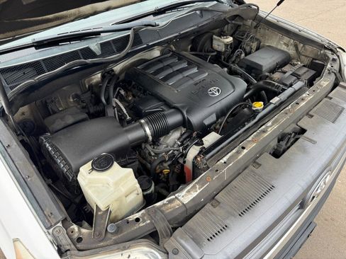 Used 2014 Toyota Tundra SR5 image 24