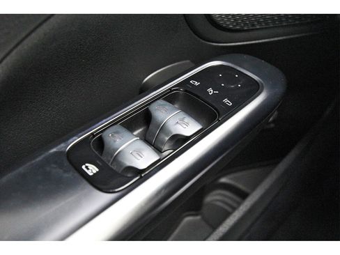 Used 2023 Mercedes-Benz C 300 Sedan image 20