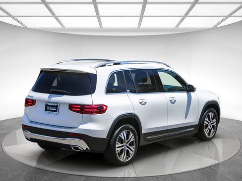 Certified 2026 Mercedes-Benz GLB 250 image 4