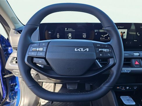 New 2026 Kia K4 EX image 18