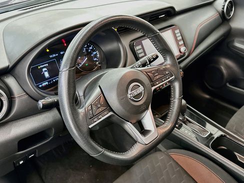 Used 2024 Nissan Kicks SR FWD image 17