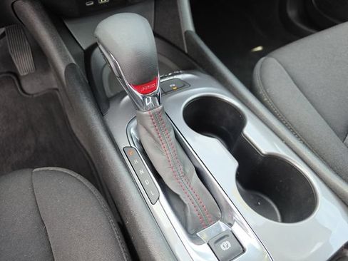 Used 2024 Chevrolet Malibu RS FWD image 34