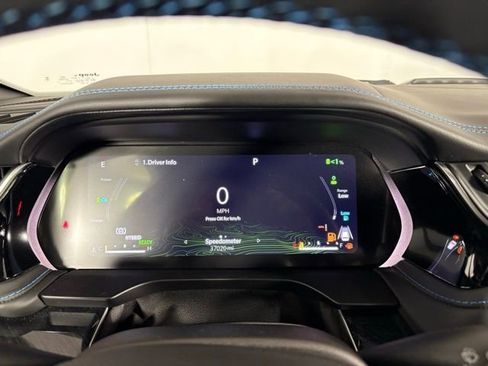 Used 2022 Jeep Grand Cherokee Trailhawk w/ Luxury Tech Group III image 11