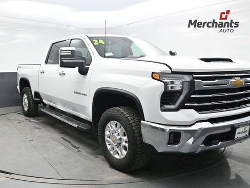 Used 2024 Chevrolet Silverado 2500 LTZ AWD/4WD image 1