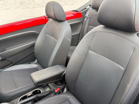 Used 2015 Volkswagen Beetle 1.8T image 2
