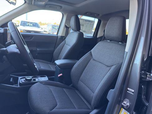 New 2025 Ford Maverick XLT w/ XLT Luxury Package image 16