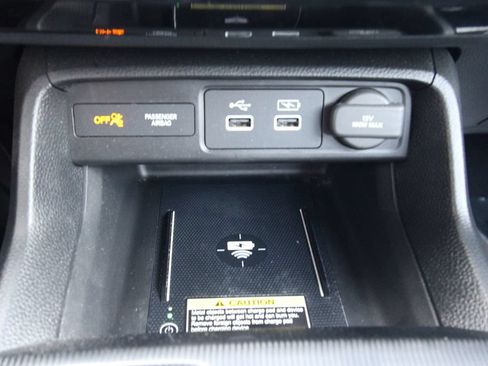 Used 2023 Honda Civic Touring image 29