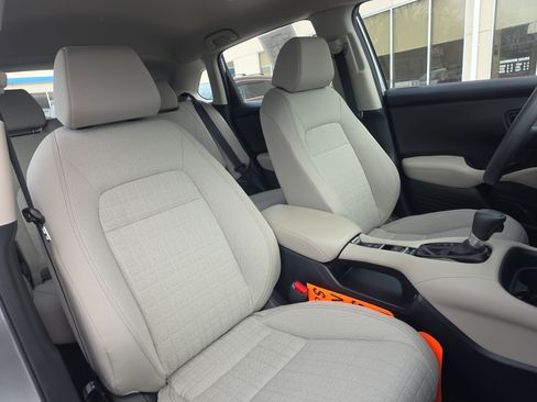 Used 2023 Honda HR-V LX image 12