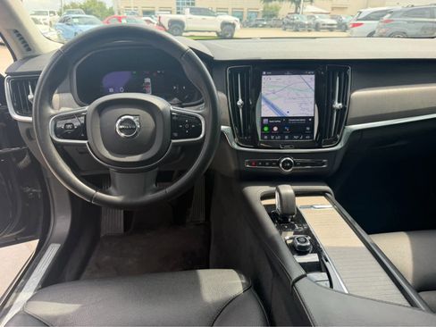 Used 2023 Volvo S90 B6 Plus AWD/4WD image 8