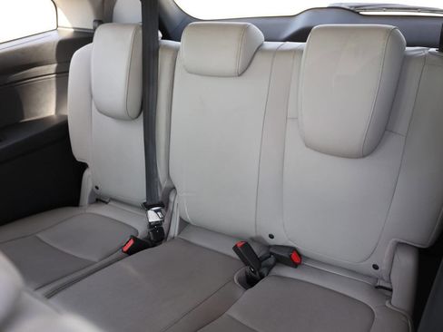 Used 2018 Honda Odyssey EX-L image 17
