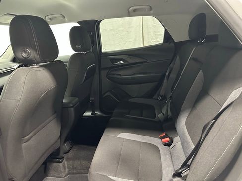 Used 2024 Chevrolet TrailBlazer LT w/ Convenience Package AWD/4WD image 45