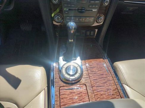 Used 2019 Nissan Armada SL w/ Premium Package image 11