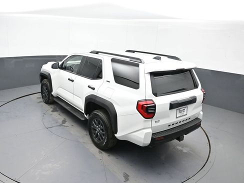 Certified 2025 Toyota 4Runner SR5 image 38